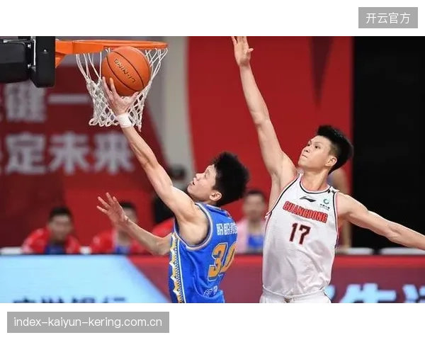 CBA广东队前场短传连贯如流水，攻势集中爆发